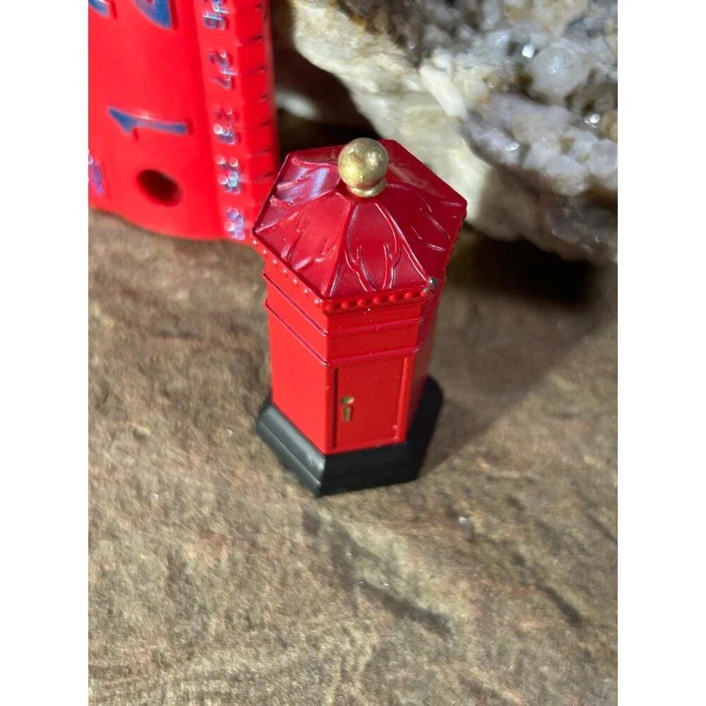 Dept 56 English Post Office Box #5805-0 box  metal accessory